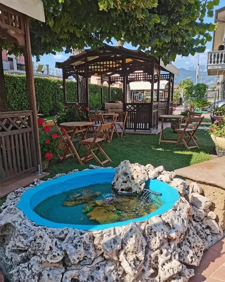 Hotel Virginia Marina di Massa