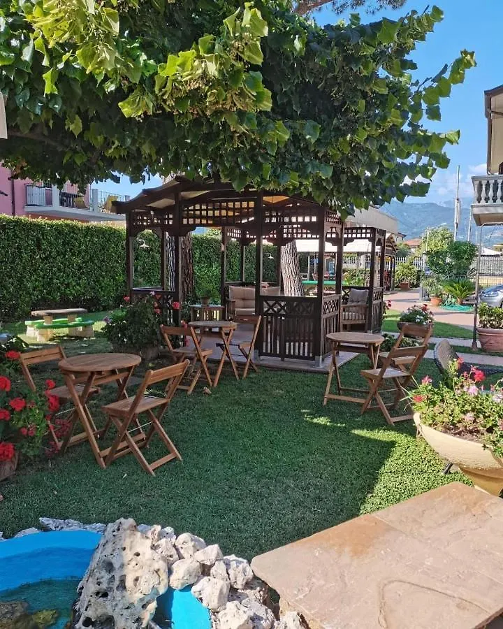 ***  Hotel Virginia Marina di Massa Italy
