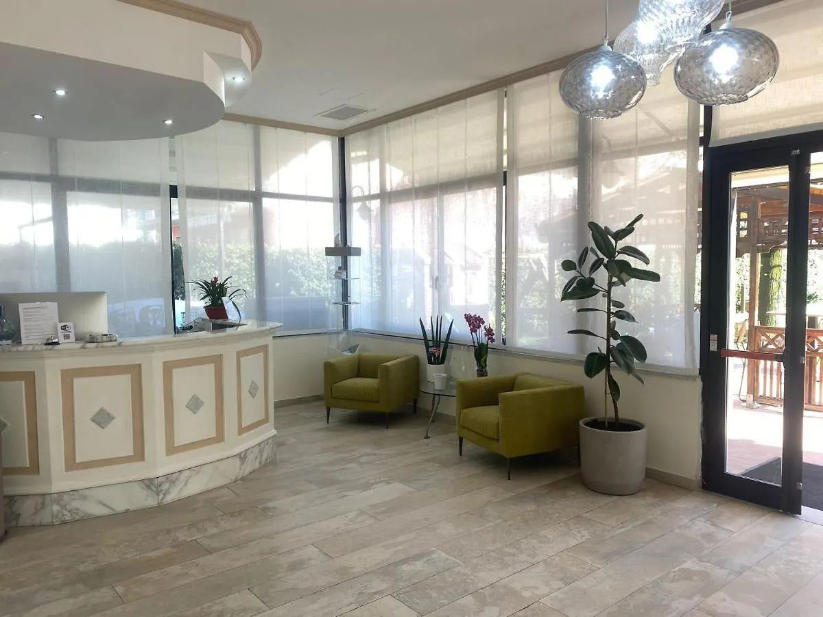 Hotel Virginia Marina di Massa Ιταλία