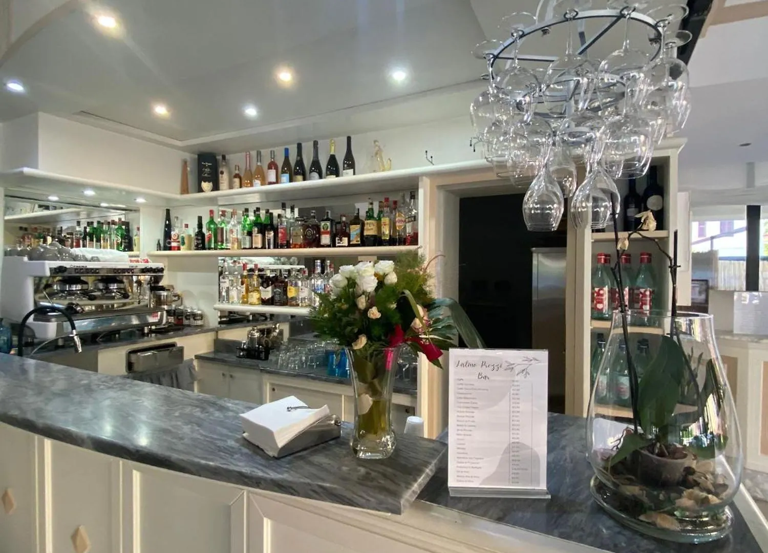 מרינה די מסה Hotel Virginia
