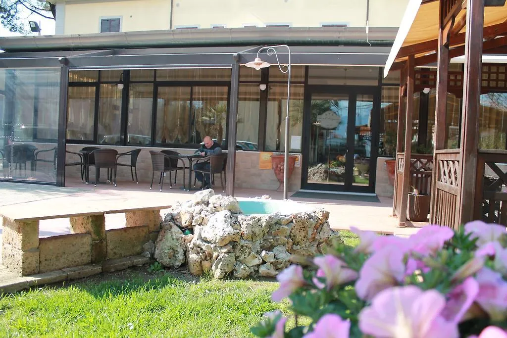 Hotel Virginia Marina di Massa 3*,