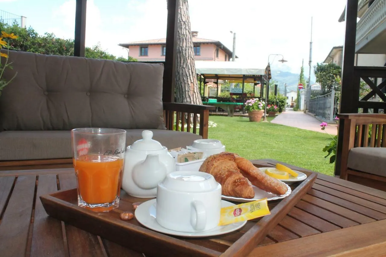 Hotel Virginia Marina di Massa Italy