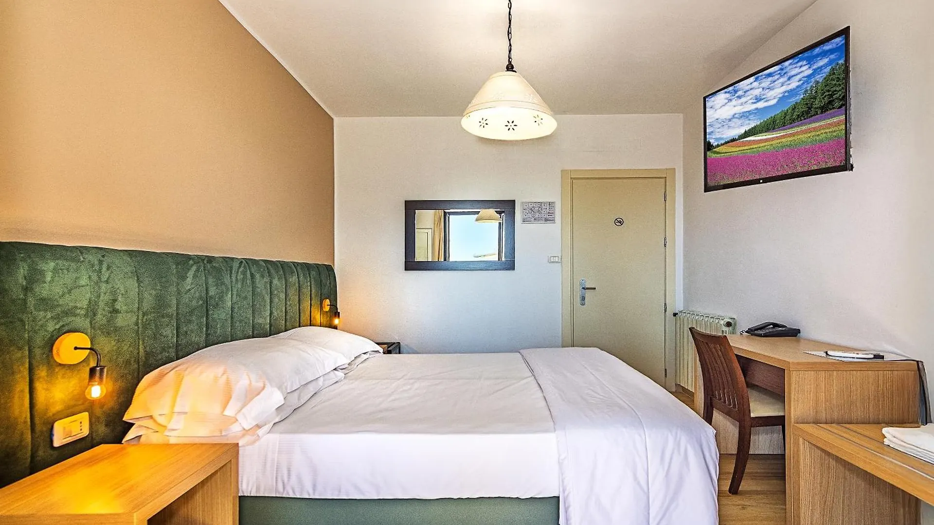 Hotel Virginia Marina di Massa Italy